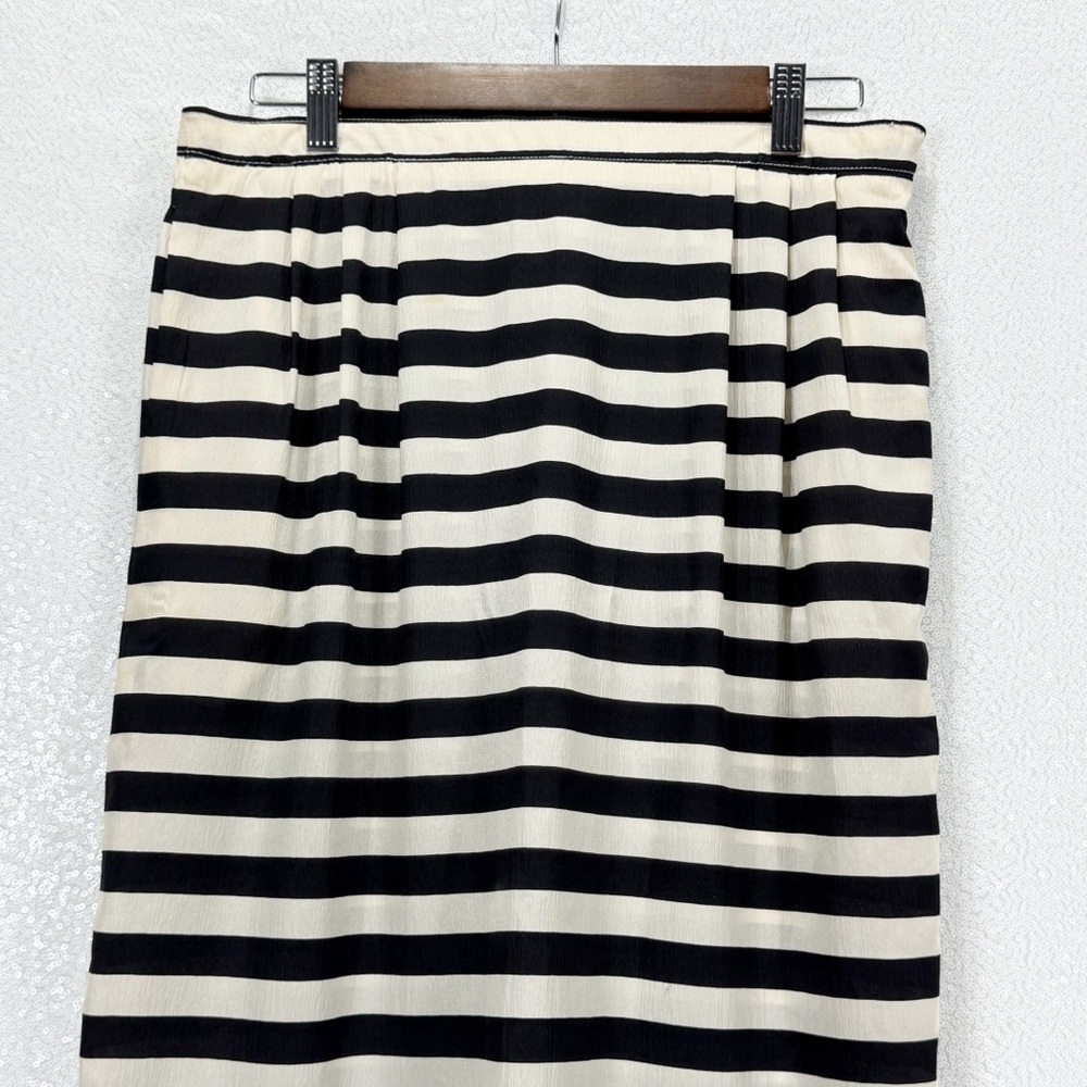 Emanuel Ungaro Black and White Midi Pencil Skirt - Picture 12 of 15